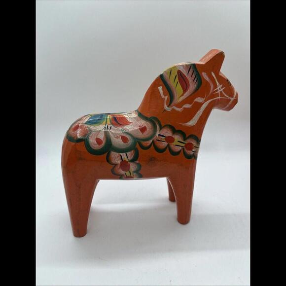 2 Olsson Dala Horse (No Label) Hand Carved Painted Wood Sweden 6” Tall - Picture 5 of 10